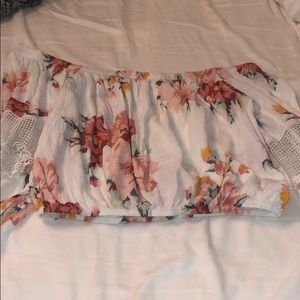 Off the shoulder crop top!